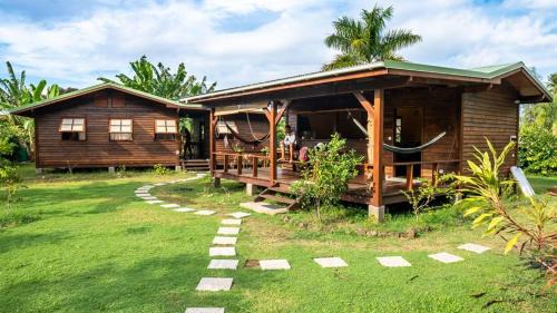 Pihaena Hostel | Painapaopao Backpacker