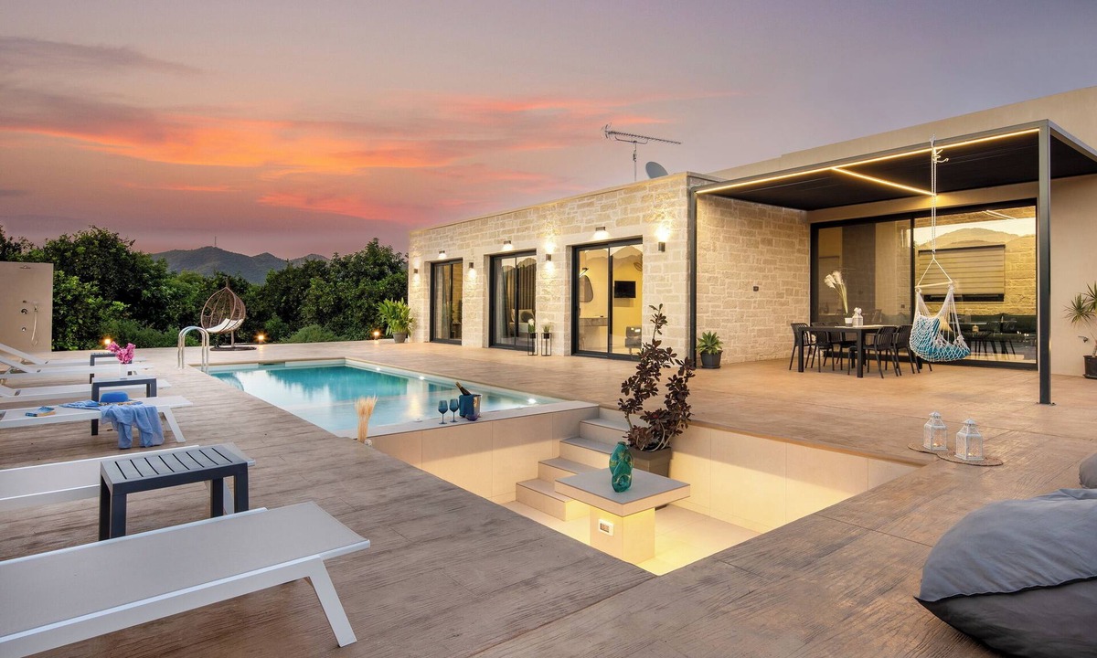 Agia Villa | PanStel - Villa Solene with private pool