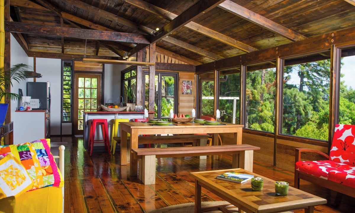 Mahina House | Peaceful 2-bedroom in Arue with an amazing view for a relaxing getaway