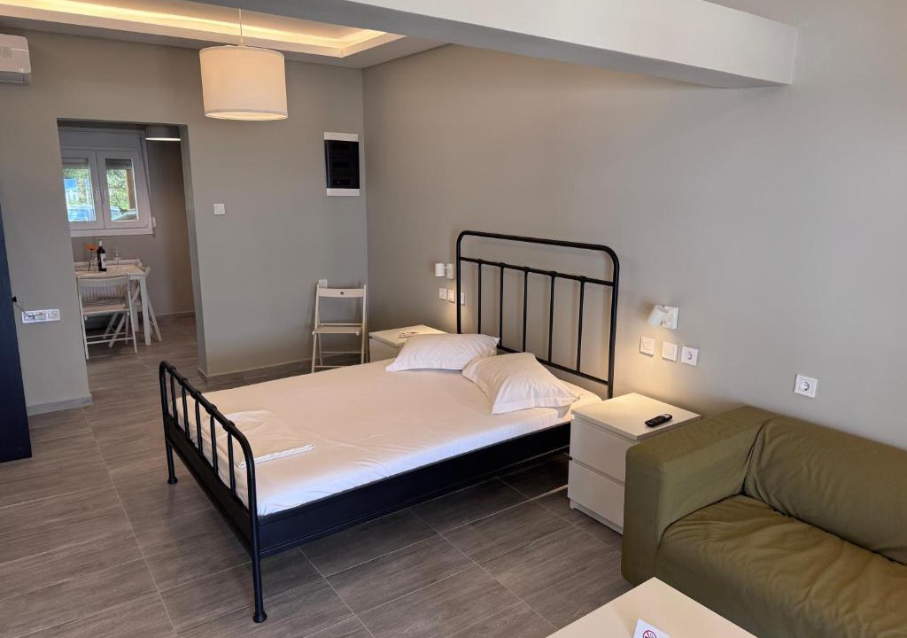 Velika Apartment | Pebble Beach House