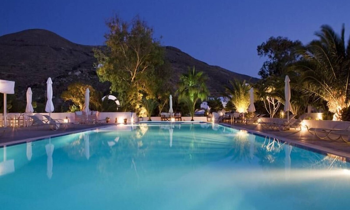 Kamari Hotel | Pelagos Hotel