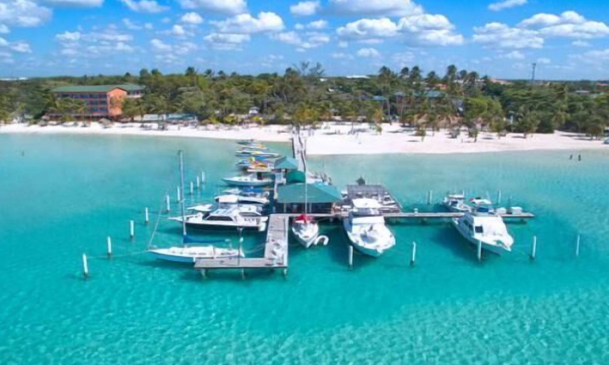 Caribbean Islands Apartment | Perla Marina Residence in Boca Chica Seafront