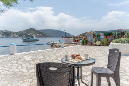 Telendos House | Peter's Paradise