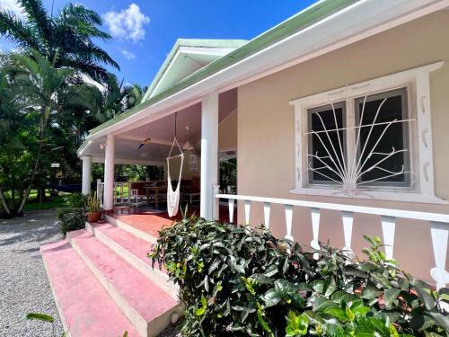 Las Galeras Apartment | PETRAKl HOMES