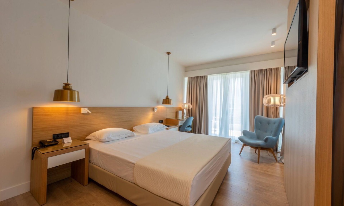 Kalamata Hotel | Pharae Palace Hotel