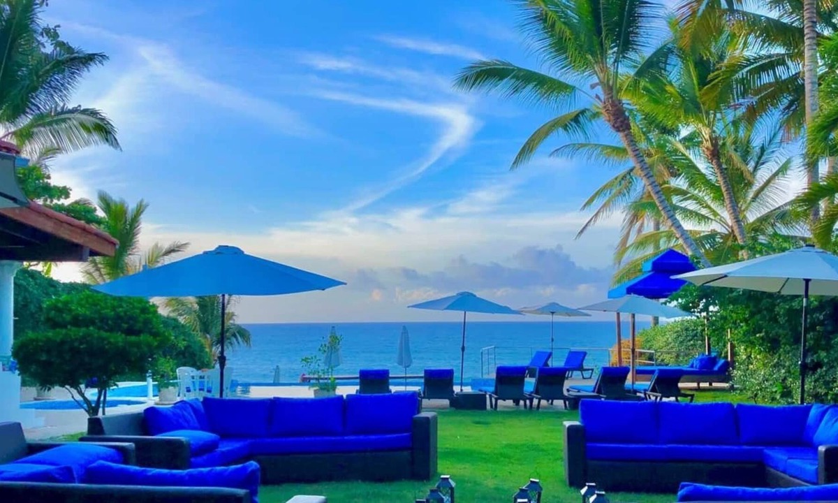 Los Cerros Villa | Playa Encantadore Cinco | Luxury Vacation Beach Rental | Dominican Republic