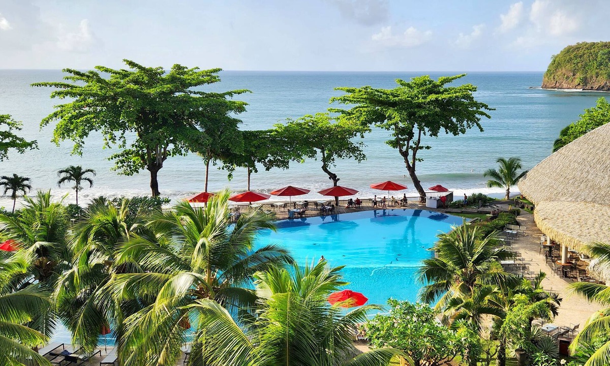 Arue Apartment | Poema's Beach Duplex by Tahiti Homes®. Magnificent apartment with sea view.