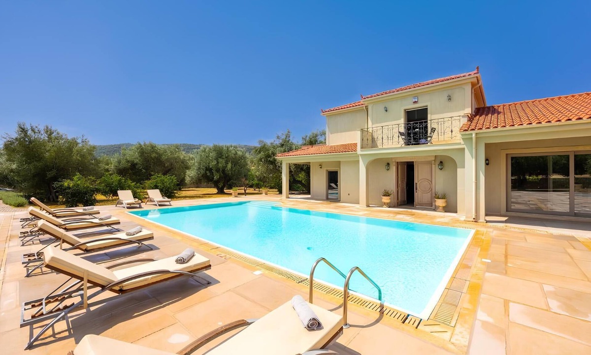 Kateleios Villa | Pomegranate Tree Villa with private pool and jacuzzi.
