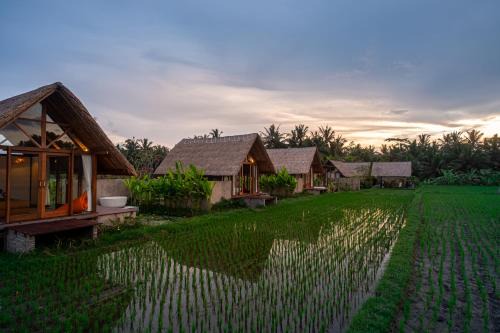 Kemenuh House | Pondok Mawas