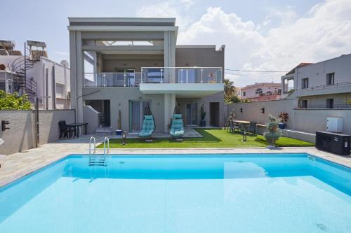 Vrontados Apartment | Poolside at Vrontados