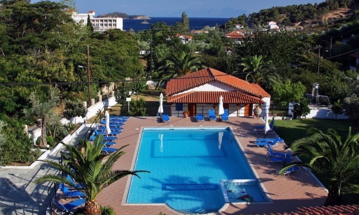 Katsarou Resort | Poolside maisonette in Achladies