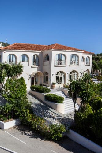 Lassi Hotel | Princess Hotel