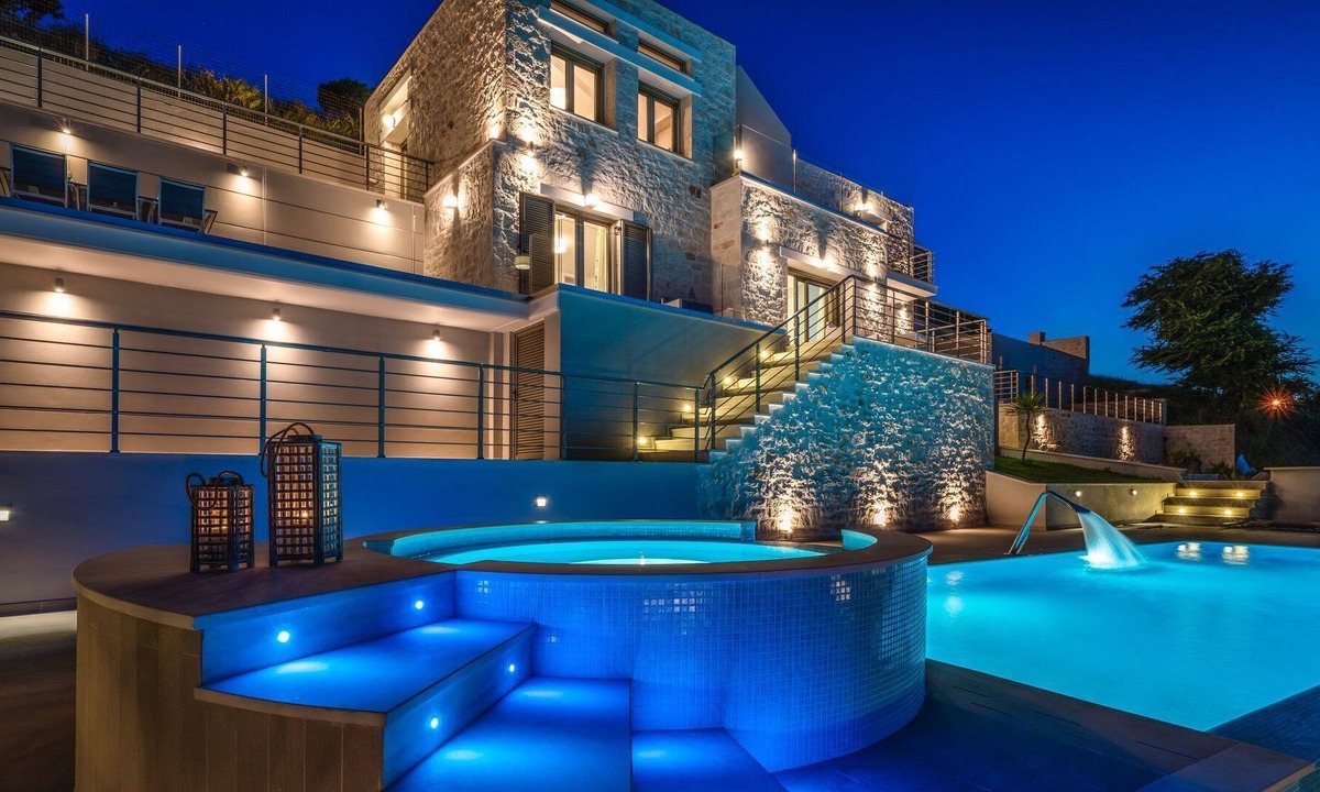 Tsilivi Villa | R 272 Luxury and spacious Beach Villa with Private Pool Sea Views