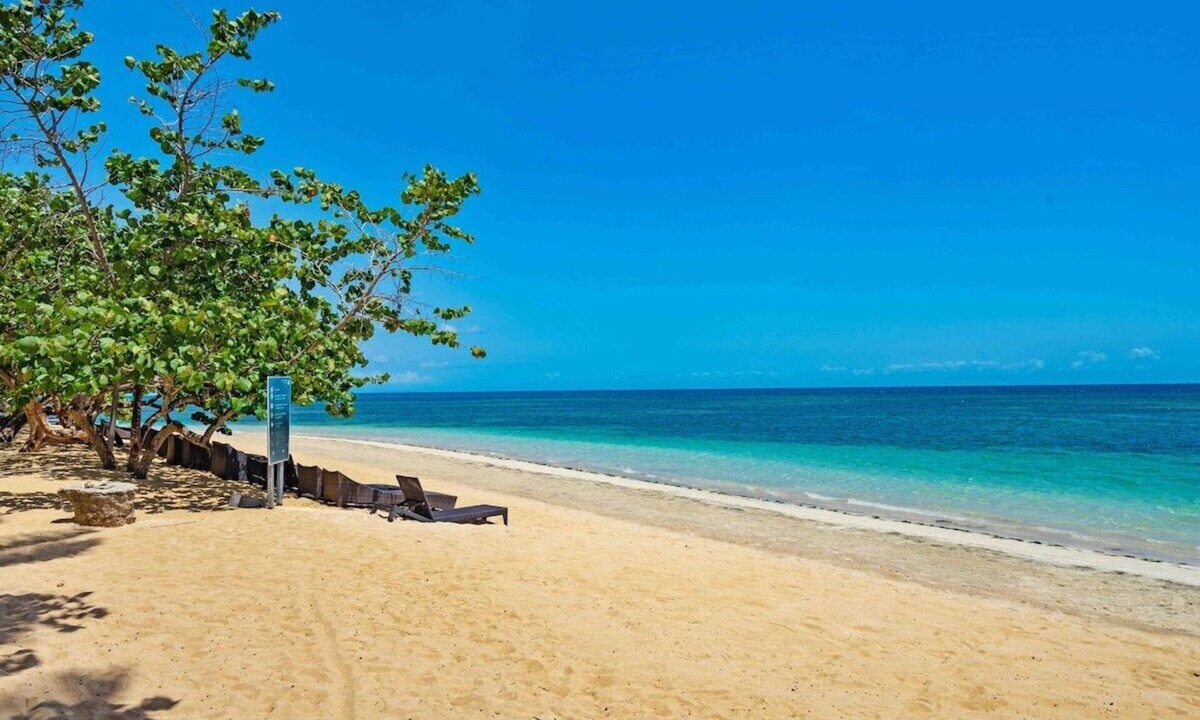 Portillo Villa | ®LUX{Beach~Essence}Villa @Terrenas+Pool+Beachfront