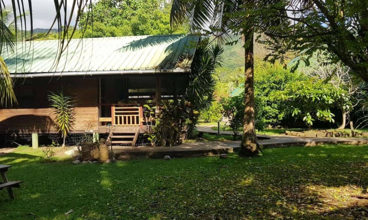 Teahupoo Apartment | RAIATEA-Fare Cascades Iti