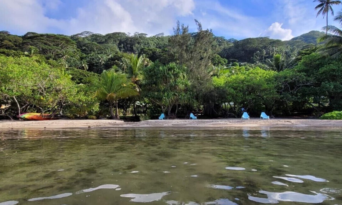 Opoa Ski Chalet | RAIATEA - Hotopuu Tipanier Family