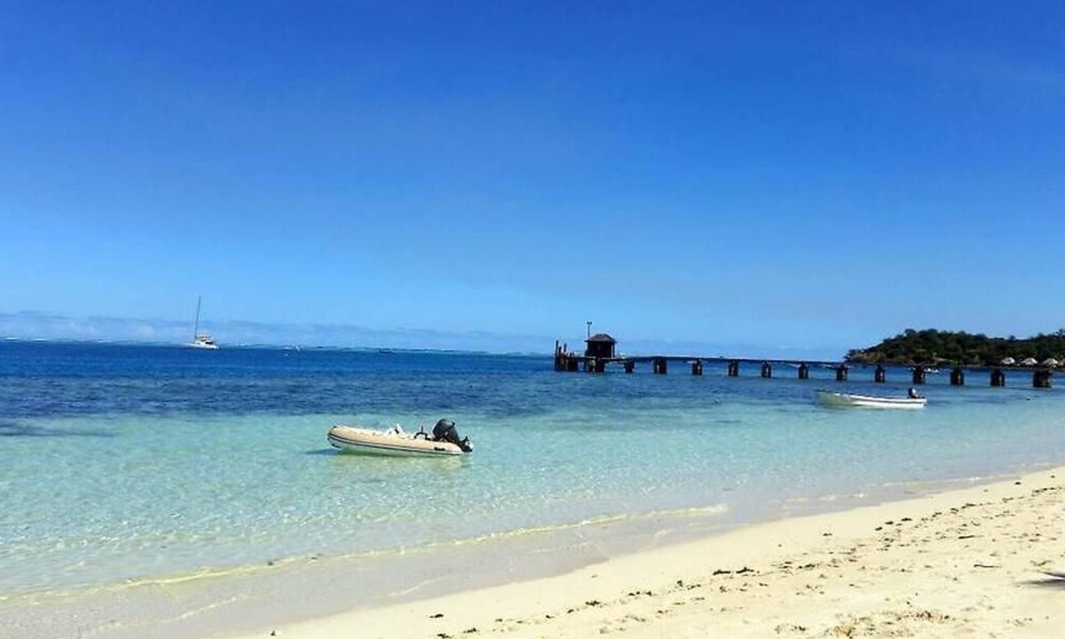 Mana Island Cabin | Ratu Kini's Dive & Stay