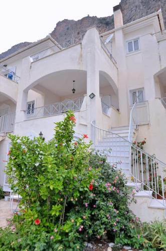 Leonidio Apartment | Red Rock and View Leonidio maisonette studio