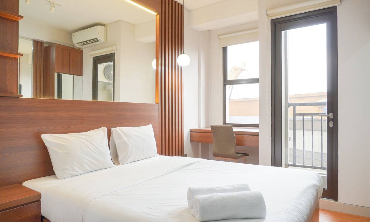 Cimanggis Apartment | Relaxing And Homey Studio Transpark Cibubur Apartment