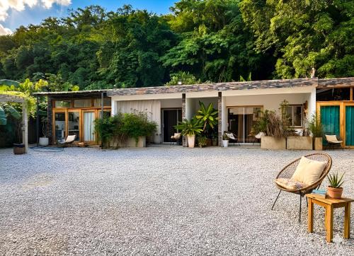 Las Terrenas Apartment | Residencia AKKMA - Autentico y dominicano con AC