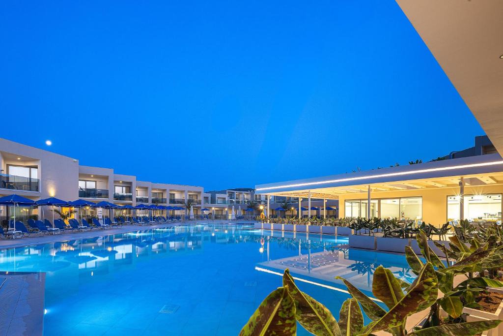 Platanes Hotel | Rethymno Village