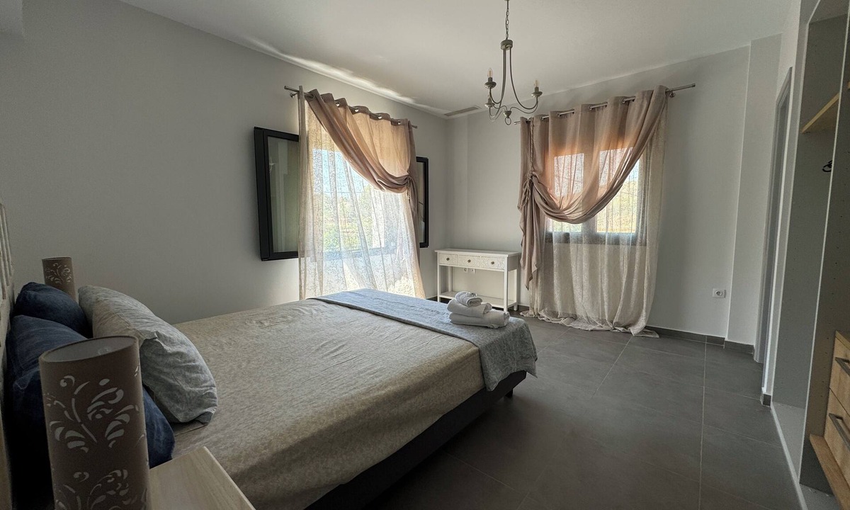 Kerameies Villa | Reunion villa Aetheria Kefalonia, 6 bedrooms, all with extra long beds,