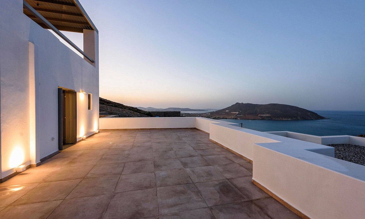 Piso Livadi Villa | Rising Moon villa with pool, near the beach