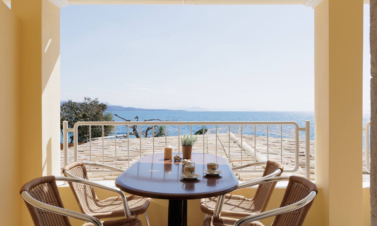 Katavolos Apartment | Salt and Sun Apartments by Konnect, Kaminaki Beach