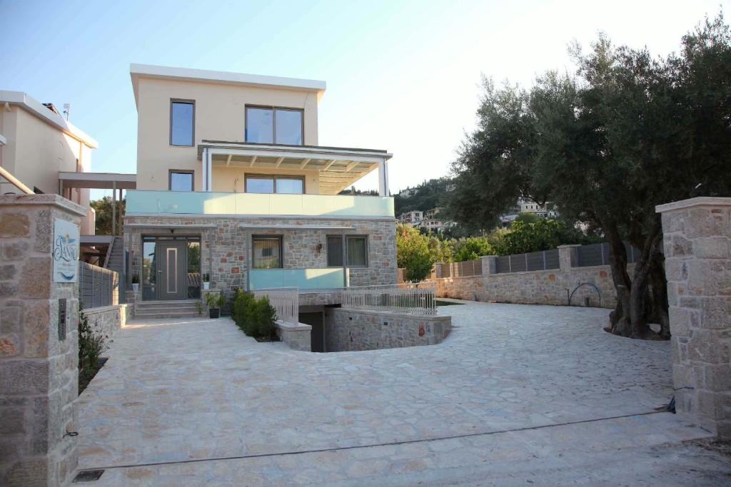Apolpaina Apartment | Sanro Apartments