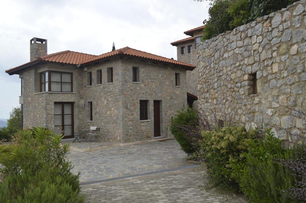 Arachova Villa | Sansa Stark Chalet