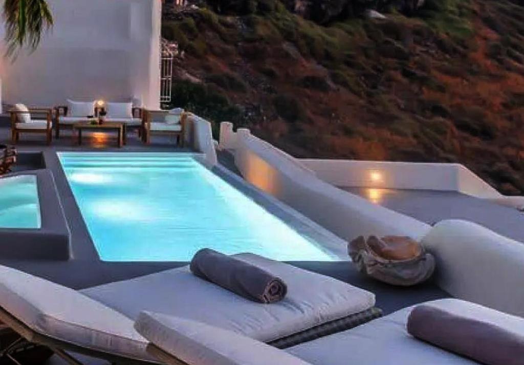 Oia Apartment | Santorini Breeze , Infinity Blue