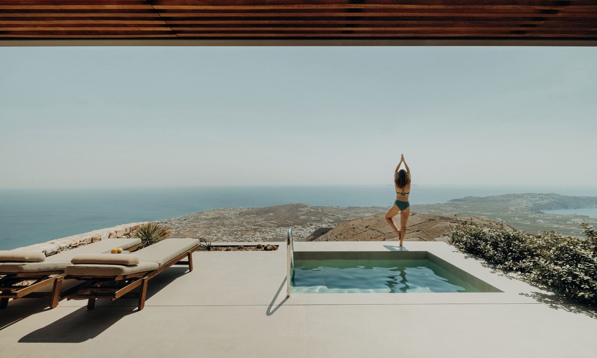 Pyrgos Hotel | Santorini Sky, Luxury Resort