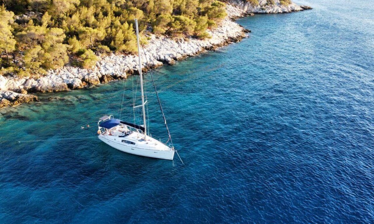 Pachi Boat Rental | Saronic Isles Sailing: Sun-Kissed Beaches and Azure Waters