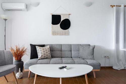 Saronida Apartment | Saronida Coastal Escape 2BR Apartment