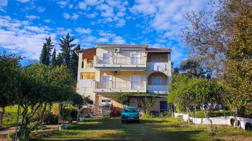Dassia Apartment | Scorpios Apartments