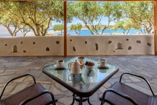Aliki Apartment | Sea Breeze Studios Paros III