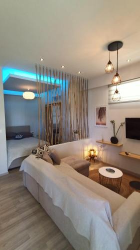 Petaloudes Apartment | Sea & Sun cozy studio