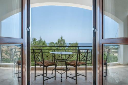 Viannos House | Seacrete House