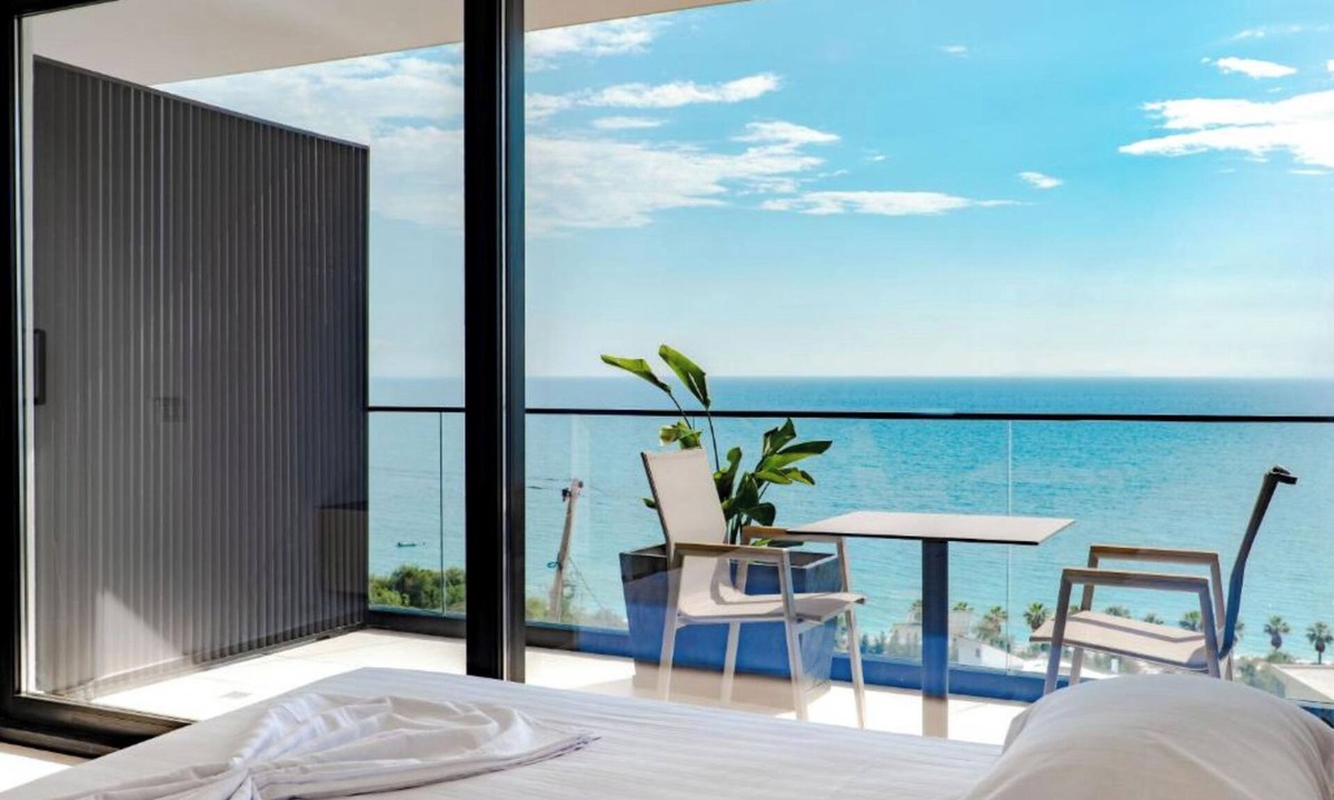 Qazim Pali Hostel | SeaScape Residence