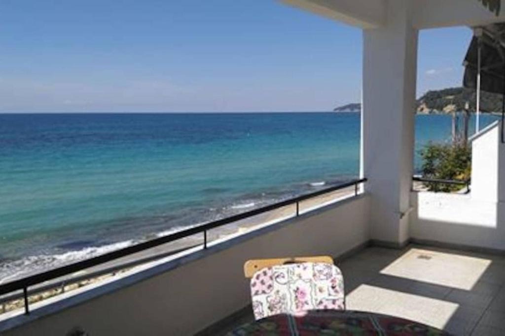 Siviri Apartment | Seaside beach house