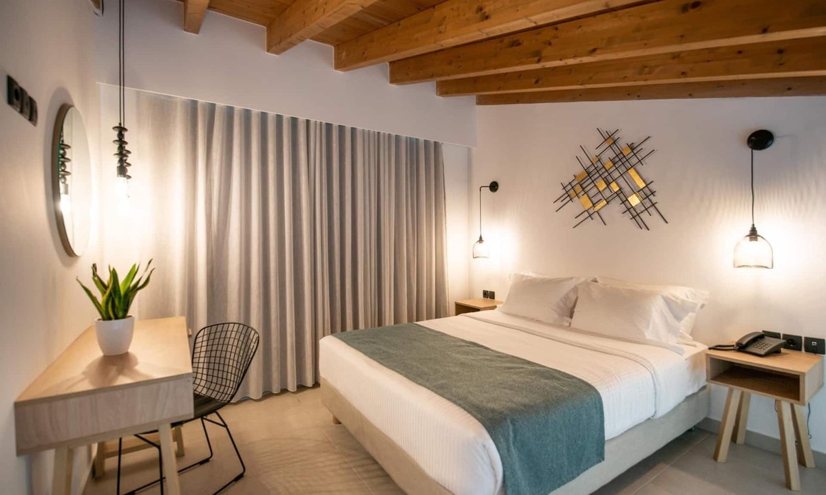 Skoutelonas Hotel | Selini Suites