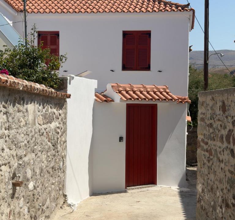 Eresos House | Serenity Haven Authentic Village House with Yard
