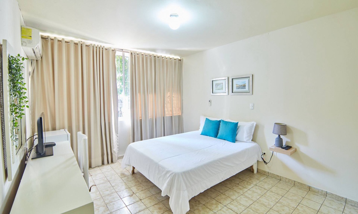 Ensanche Independencia House | Short Term Rooms in Central Zone of the City