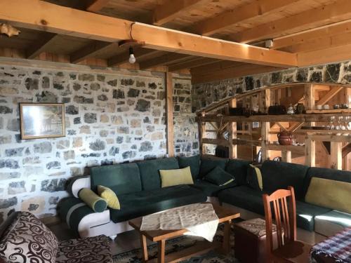Kala e Dodes Ski Chalet | Shpia e Las Vol