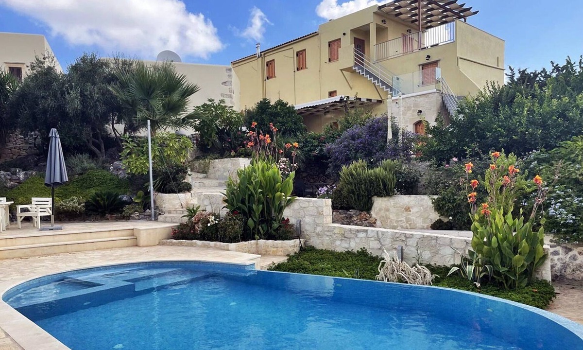Drapanos Villa | Small village, 2 houses together for 2 families