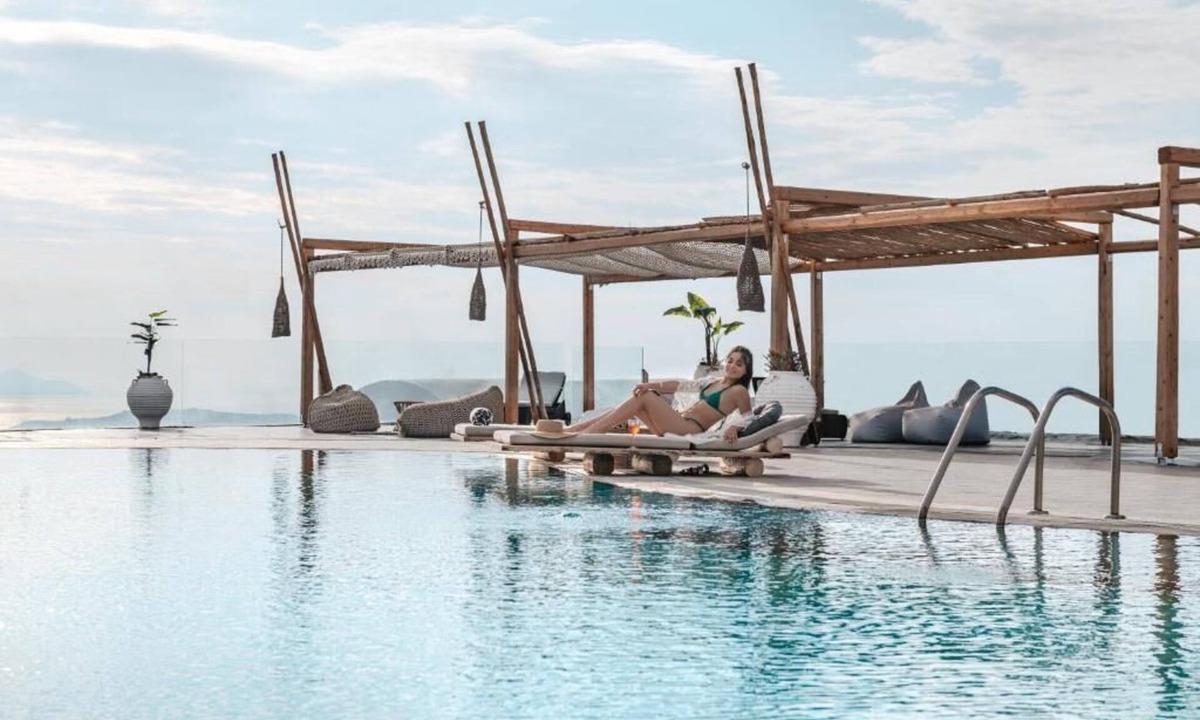 Pyrgos Hotel | Smy Santorini Suites & Villas