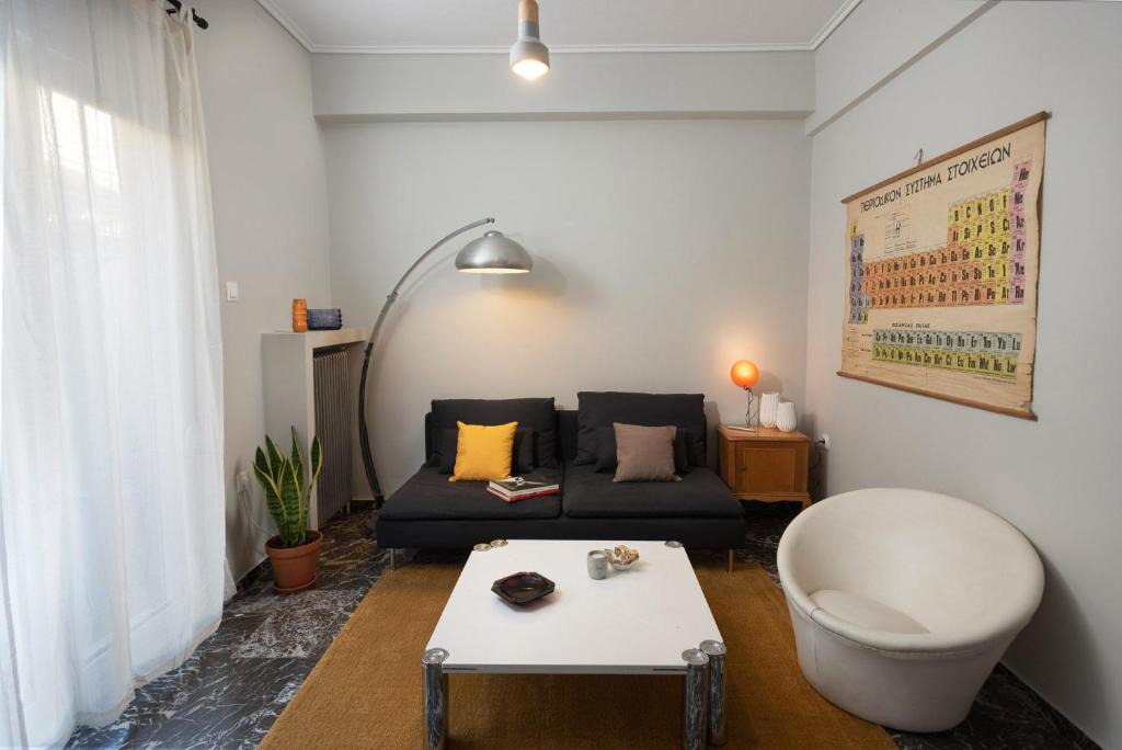 Thissio Apartment | So Athens - Stylish 2 bedroom flat