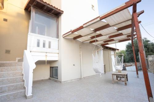 Gerani Apartment | Sofia's seaview house