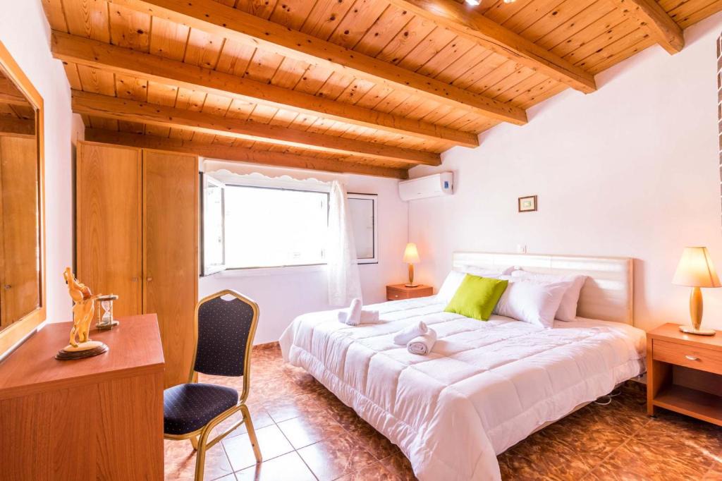 Corfu Town Apartment | Solari Cosy Studio 1