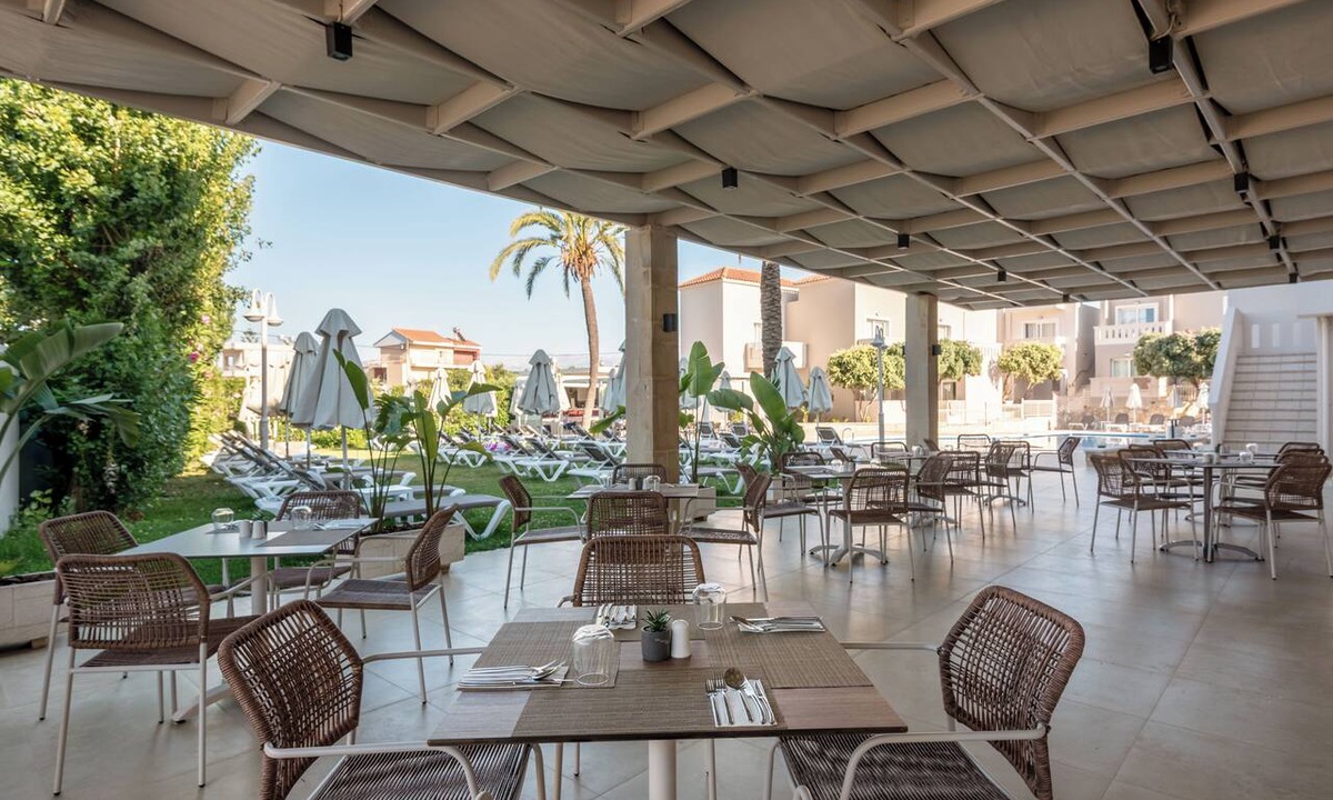 Tavronitis Hotel | Solimar Topaz - Adults Only